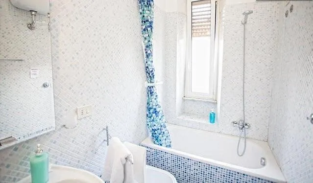 La Casa Romana Bed & Breakfast