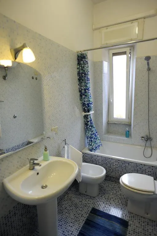 La Casa Romana Bed & Breakfast