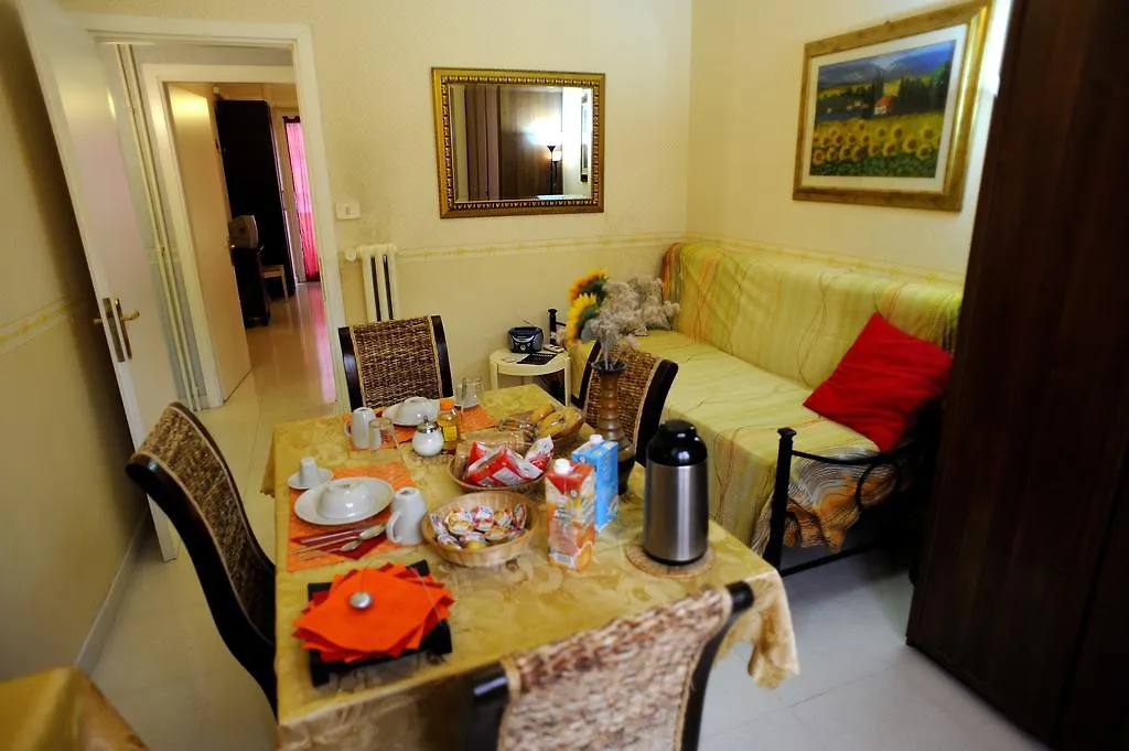 La Casa Romana 4*, Roma