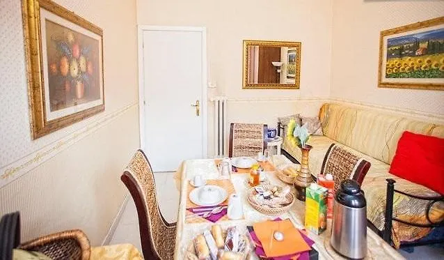 La Casa Romana 4*, Roma Italia